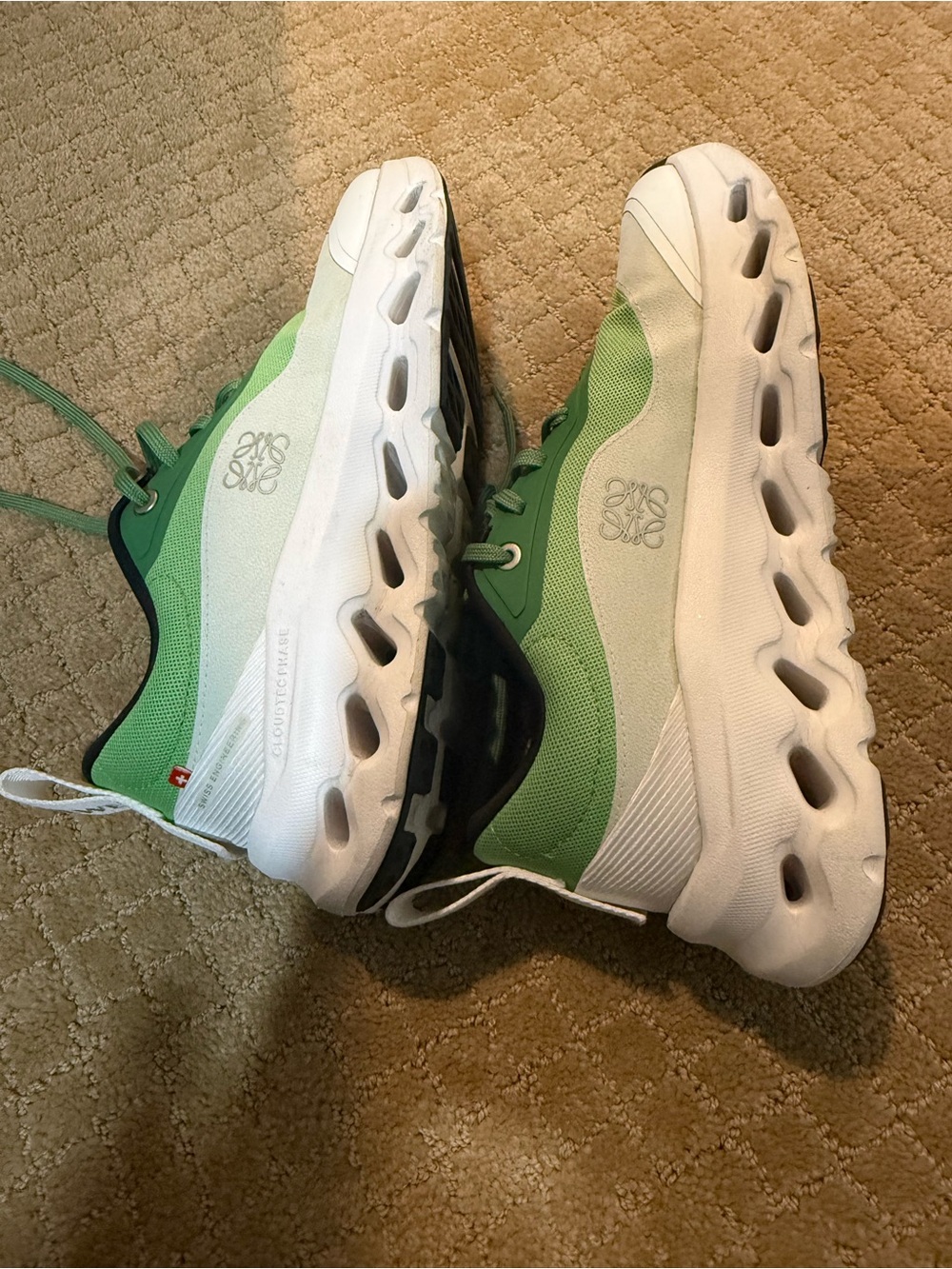 On x Loewe Sneaker - Size 8 - Picture 6 of 8